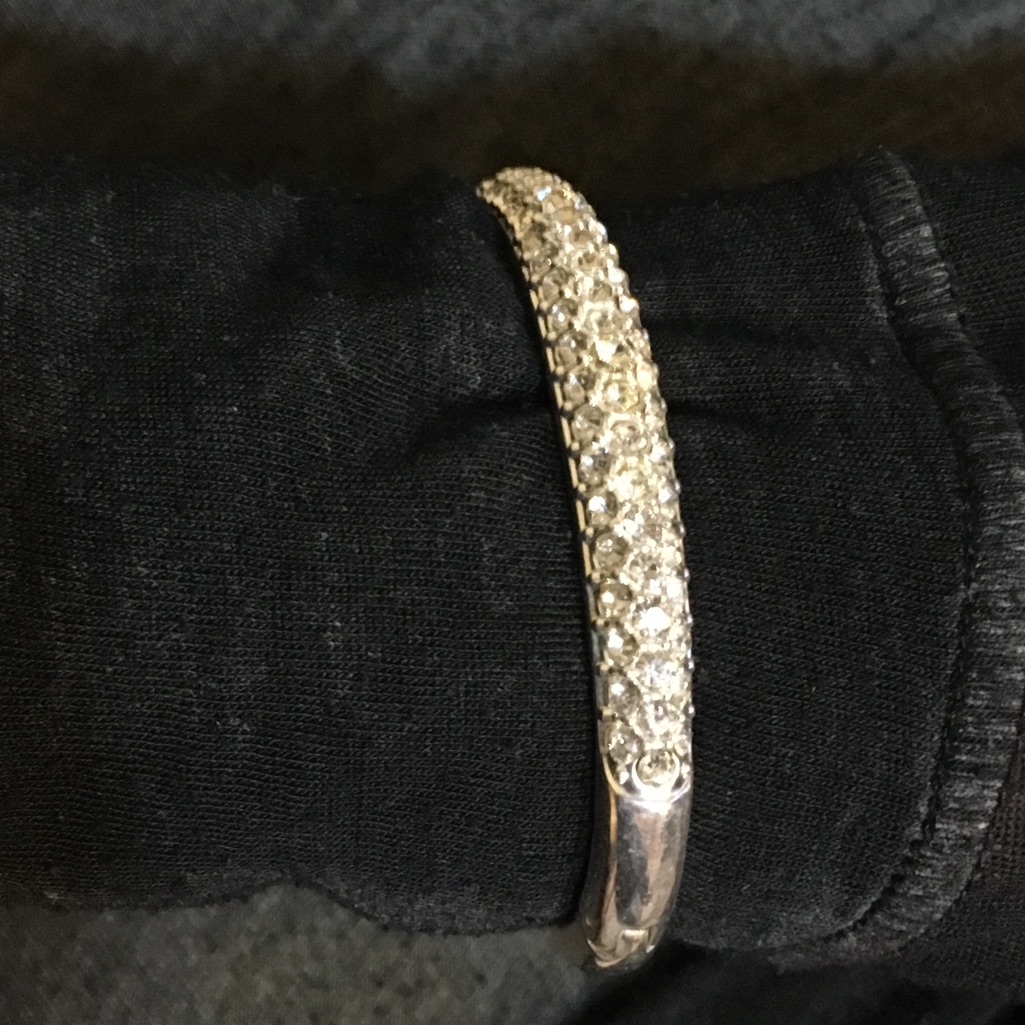 Nrt Clamshell Bracelet